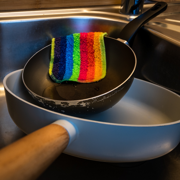 Pfannenreiniger_Rainbow_Scrubby